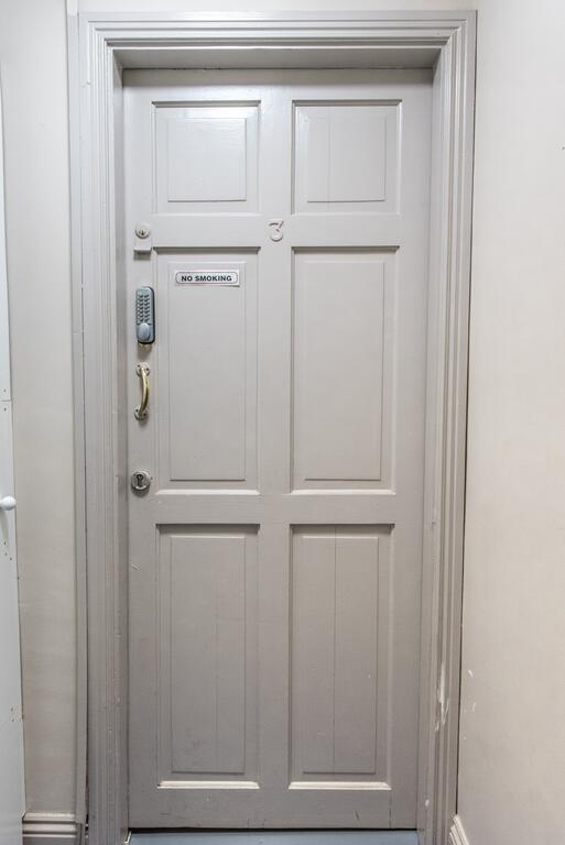 Cork City Centre Self Catering Apartments room 1